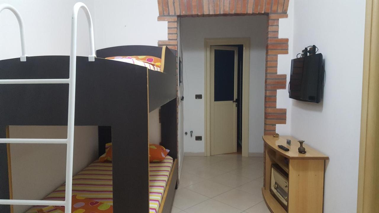 Villa Elvis Guesthouse Orikum Zewnętrze zdjęcie