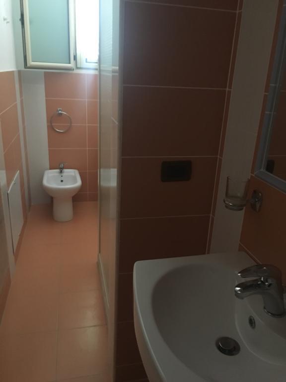 Villa Elvis Guesthouse Orikum Zewnętrze zdjęcie