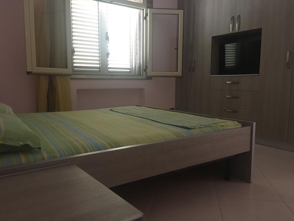 Villa Elvis Guesthouse Orikum Zewnętrze zdjęcie